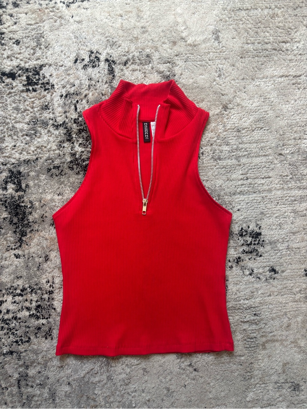 H&M Red Ribbed Mock Neck Tank with Gold Zip